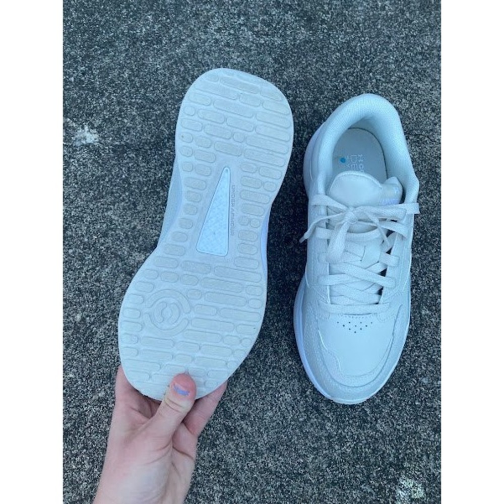 Under Armour Charged Sneakers Womens 8.5 Off White Athletic Shoes 3028569-110 - Picture 5 of 9